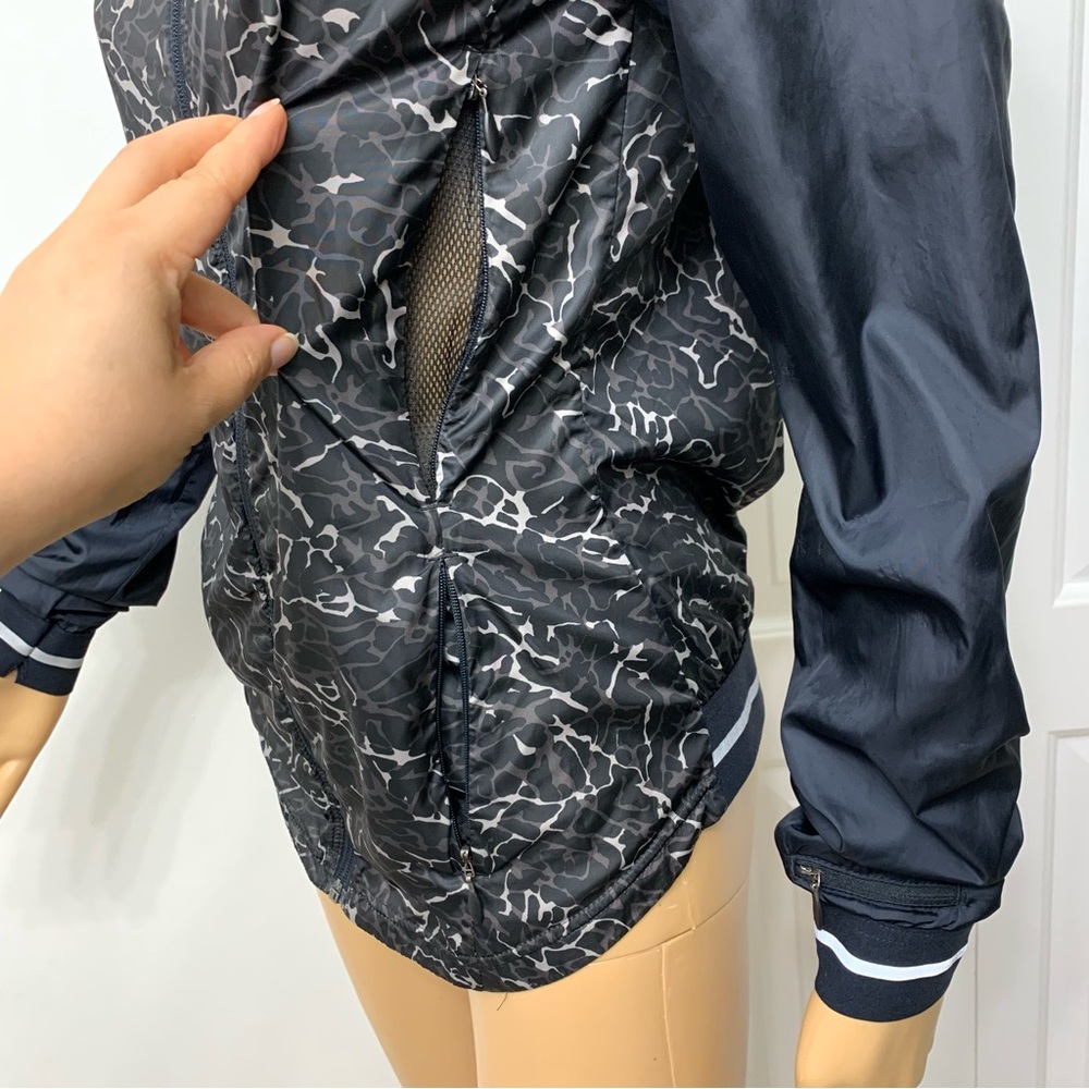 Under Armour Storm Camo Running Trail Jacket Lightweight Zip Up Hoodie size XS - Picture 12 of 14